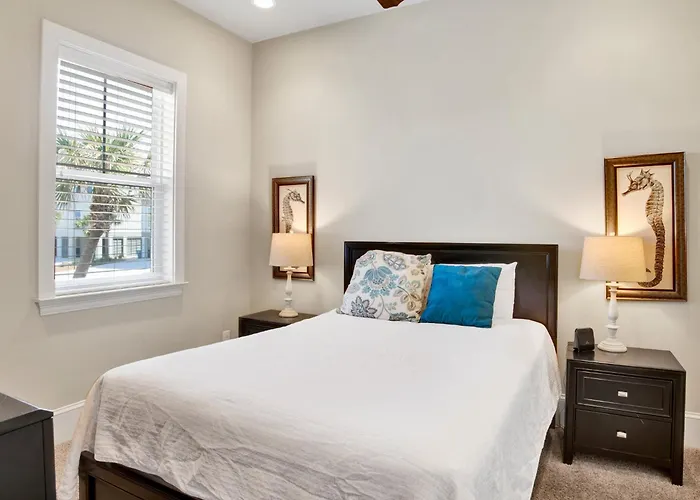 At Romar - Sea La Vie Holiday home
